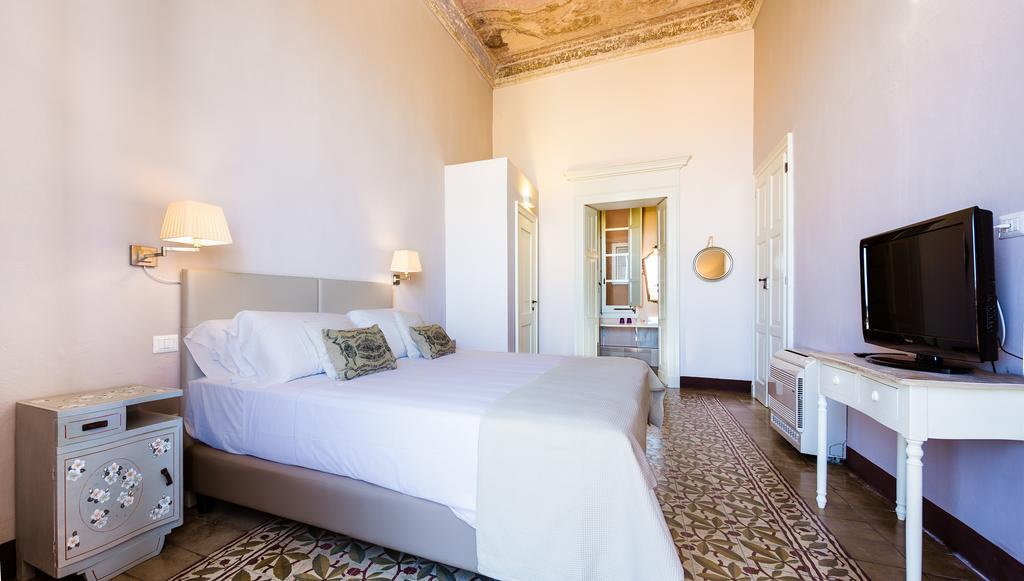 Relais Santa Croce Hotel Cagliari Room photo